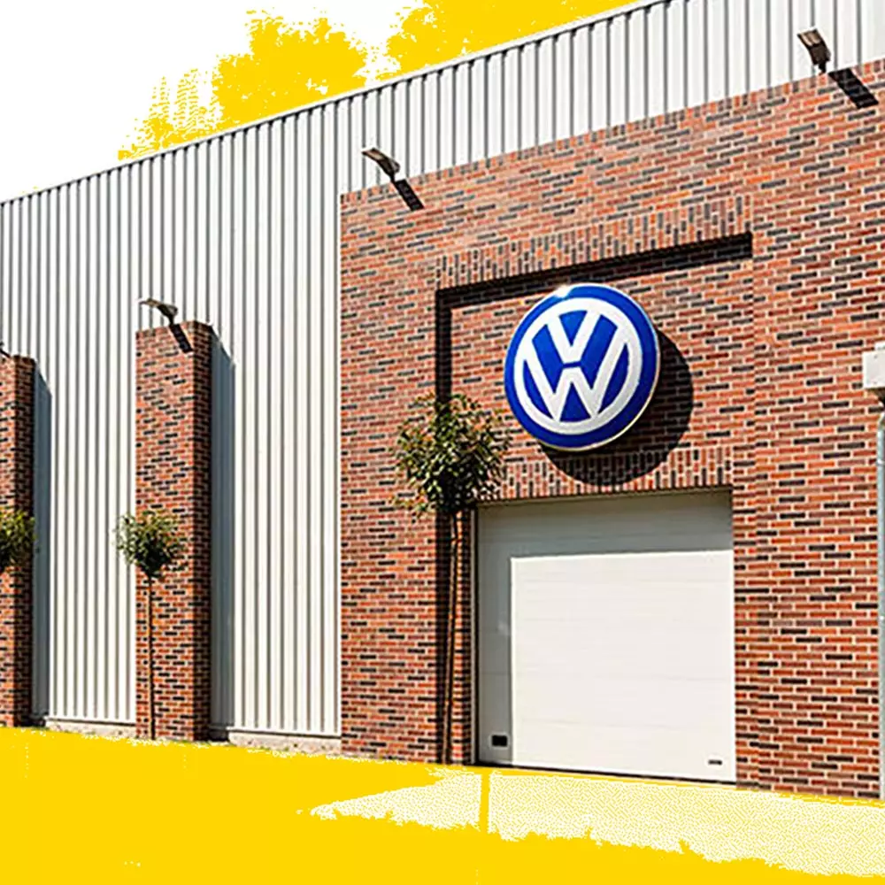 Entrée de l'usine Volkswagen à Poznan en Pologne